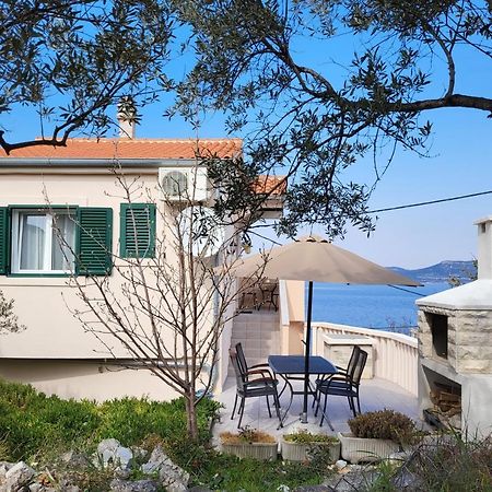 Holiday Home Duje มาลีลิช ภายนอก รูปภาพ