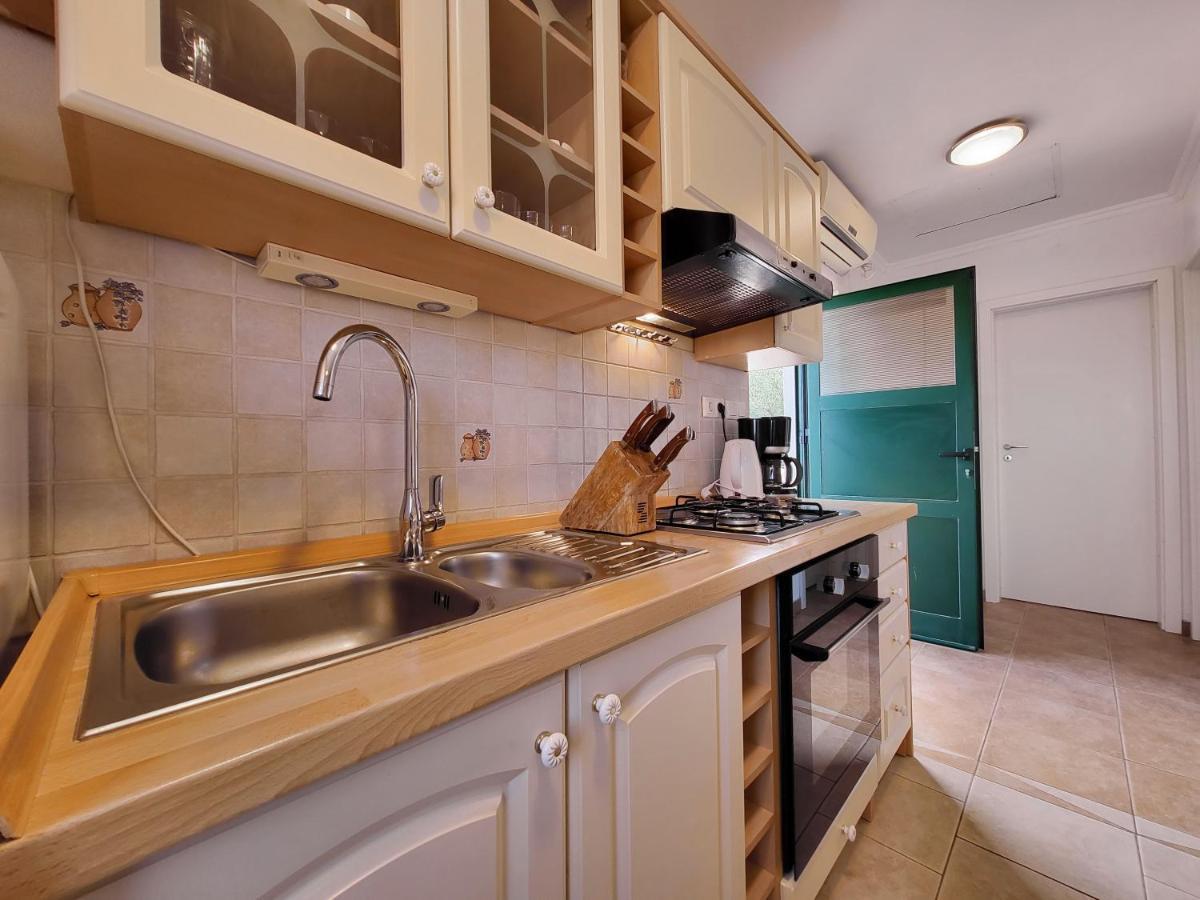 Holiday Home Duje มาลีลิช ภายนอก รูปภาพ