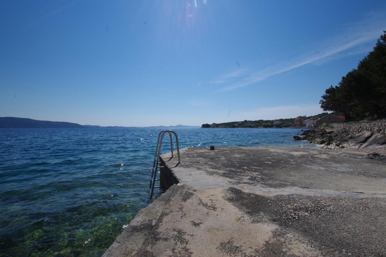 Holiday Home Duje มาลีลิช ภายนอก รูปภาพ